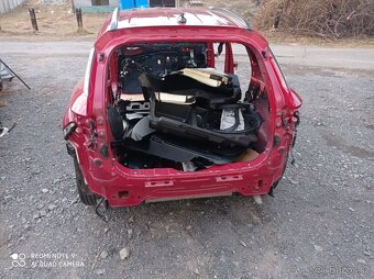 Karoséria Hyundai tucson NX4 volant v pravo - 3