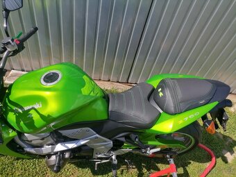 Kawasaki Z 750 - 3