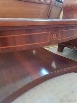 Luxusní masivní konferenční stolek se skleněnou deskou - 3