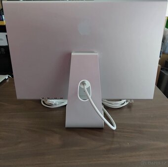 Apple Cinema Display 23" - 3