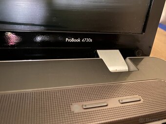 HP 4730 17" - 3
