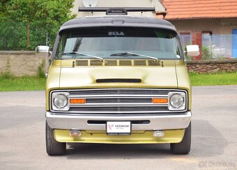 Dodge Tradesman 200 (1974) - 3