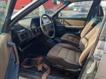 1987 Audi 100 c3 doutník sedan 5V 2.3 benzín - 3