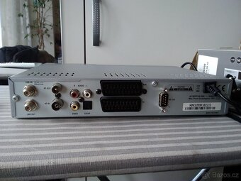 Digitální satelitní přijímač Topfield TF6000CR - 3