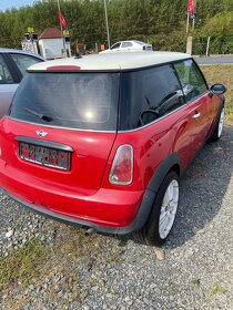 Mini Cooper one 1.6 66kW - 3