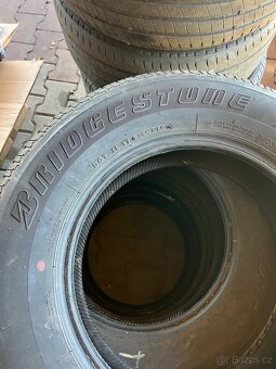 4x 205/70 r15 Bridgestone 5mm - 3