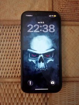 Prodám iPhone 16e E-sim - 3
