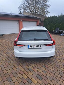 Volvo V 90 kombi 2.0 nafta - 3