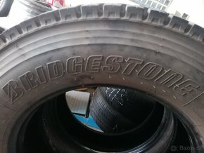 Nákladní pneumatiky Bridgestone 275/70 R22,5 - 3