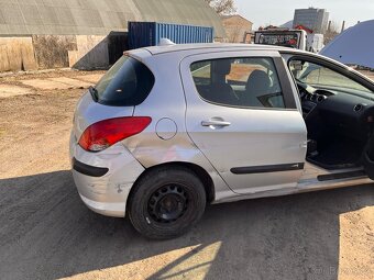 Peugeot 308 1.6HDI 66KW Dily z vozu - 3