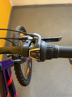 Dětské kolo KELLYS Kiter 30 Purple 24" 8-12 let - 3