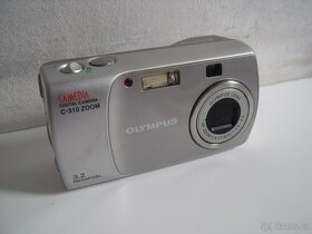 OLYMPUS Camedia C-310 ZOOM - 3