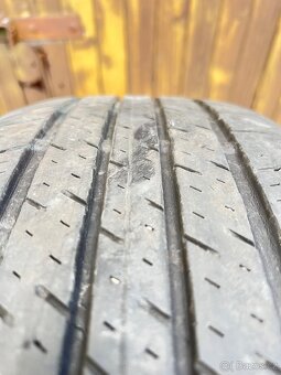 225/65/17 Continental - 3