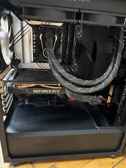 Výkonný herní PC – perfektní stav - 3