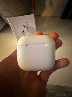 Apple AirPods 4 - 3
