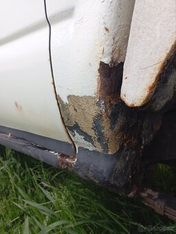 Toyota Hilux 2.4 Diesel - 3