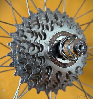 zapletená kola Campagnolo Omega Strada , náboje Campagnolo - 3