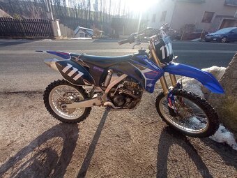 Yamaha yz 250f - 3