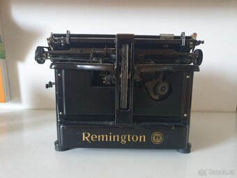 Psací stroj Remington - 3