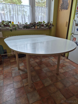 Jidelni stůl - 3