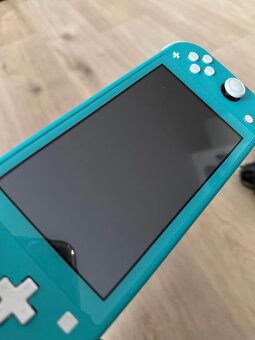 Nintendo Switch Lite - 3