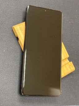 Samsung Galaxy S21 Ultra 256GB Černý - 3