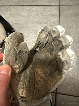 Hokejové rukavice - 3