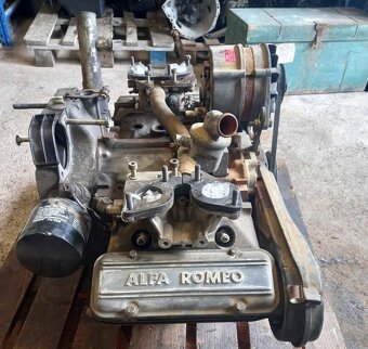 Alfa 33 motor - 3