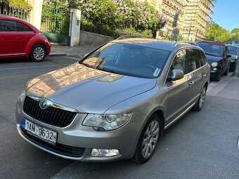 Škoda Superb 2.0 TDI 4X4 1.majitel - 3