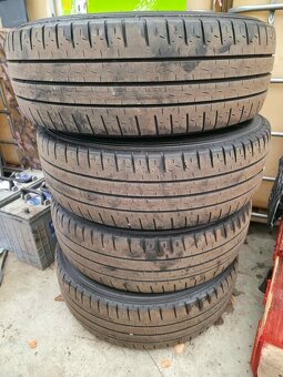 Pneu 215/65 R16C - 3