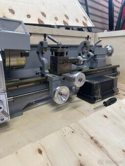 Stolní soustruh 230v 600mm - 3