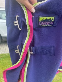 Eskadron odpocovací deka vel. L , 2x na koni - 3