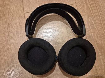 Steelseries Arctis Pro Wireless na díly - 3