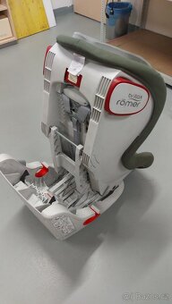 Britax Römer KING II – kvalitní autosedačka - 3