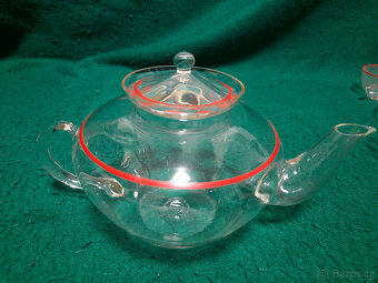 Varné sklo, skleněná sada s červenými okraji - 3