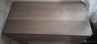 Peřináče, postele, prádelník - 3