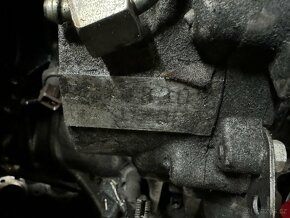 BMW hlava motoru N47N N47S 135kw 160kw f10 f11 f30 f31 - 3