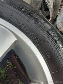 Originál alu kola 195/65/15 ET43 Octavia 1 - 3
