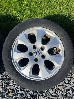 Alu kola 5x114,3 s pneu Nokian 205/55 R16 - 3