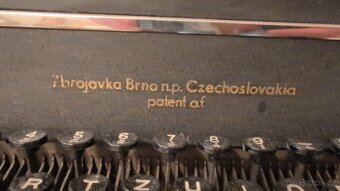 Psací stroj Zeta - 3
