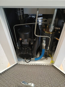 Šroubový kompresor LUFT700 5,5kW, 10bar, 630l/min. - 3