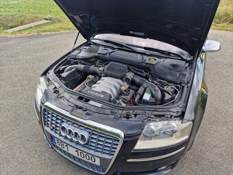 Audi S8 - 3