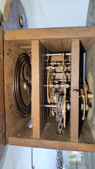 Starožitné hodiny kulaté - 3