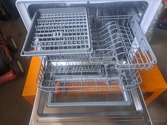 Myčka na nádobí Siguro - 3