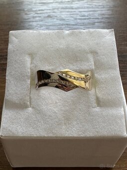 Zlatý dámský prsten - 3