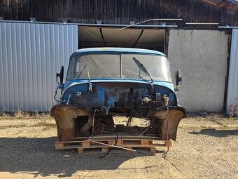 kabina Tatra 148 - 3