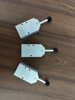 Pneumatický 5/3 cestný ventil/páčka ovládání do kabiny - 3