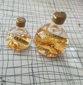Skleněná lahvička se zlatem - 3