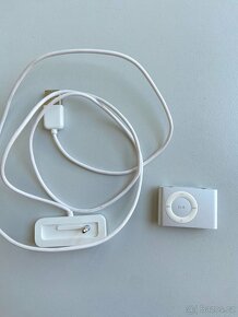 Apple iPod shuffle / 1GB (Silver) 2.generace - 3