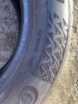 Pneu 215/60 R16 - 3